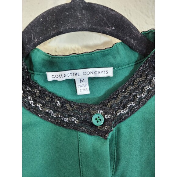 Collective Concepts Blouse Medium Green Sequin Trim Button Down Holiday Top M - Picture 7 of 8